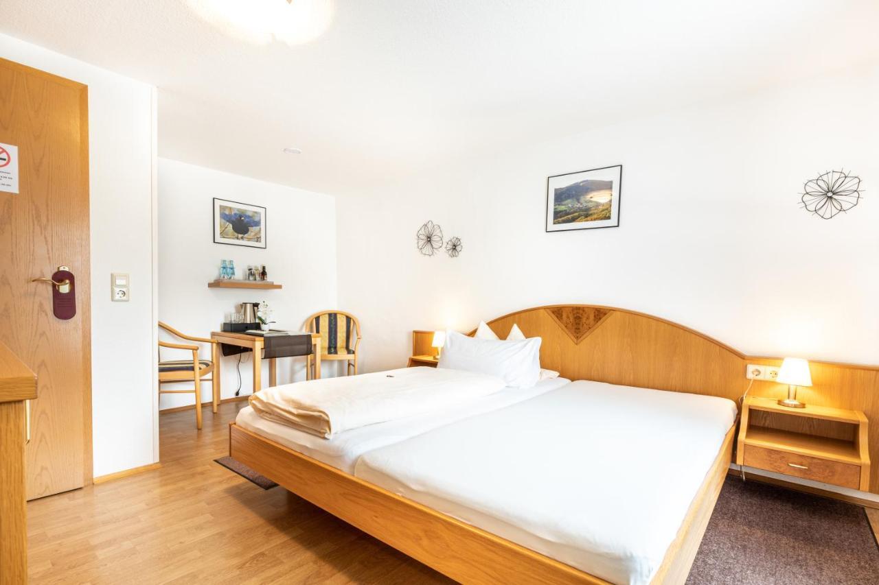 Hotel Landgasthof Zum Pflug Kleines Wiesental Ngoại thất bức ảnh